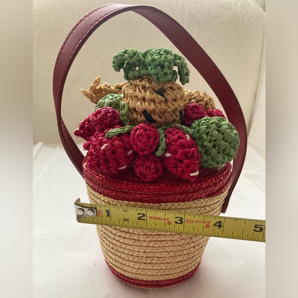 VTG Lulu Guinness Wheat Straw Fruit Bowl crocheted purse red leather strap - Picture 15 of 16